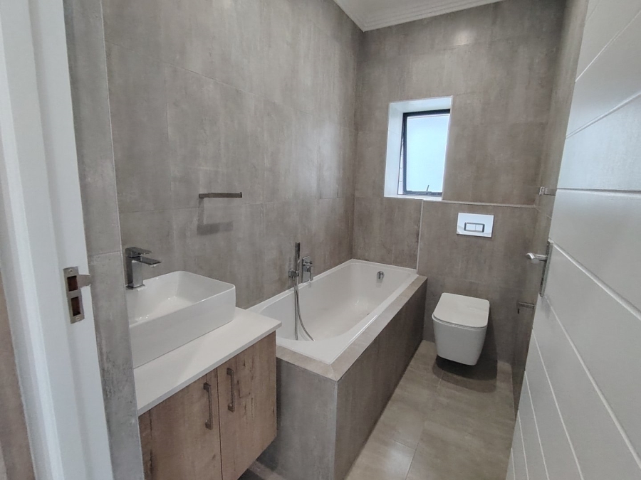2 Bedroom Property for Sale in Hartenbos Central Western Cape